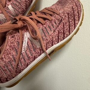 New Balance Women's pink and Tan Athletic Shoes